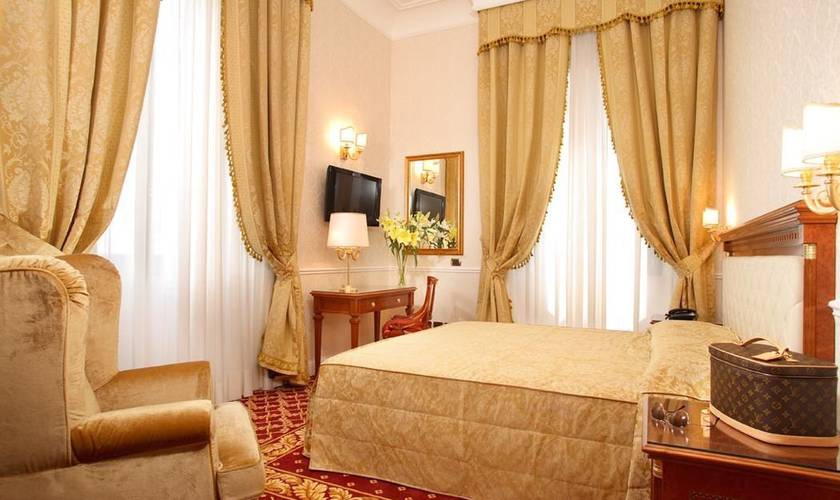 Habitación cuádruple estándar Hotel Villa Pinciana Roma Habitación cuádruple estándar Hotel Villa Pinciana Roma
