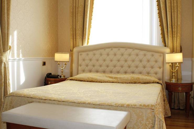 Habitación triple estándar hotel villa pinciana roma Habitación triple estándar hotel villa pinciana roma