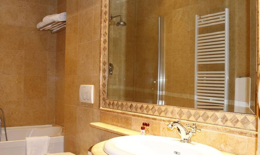 Habitación cuádruple estándar Hotel Villa Pinciana Roma Habitación cuádruple estándar Hotel Villa Pinciana Roma