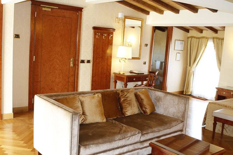 Habitación cuádruple estándar hotel villa pinciana roma Habitación cuádruple estándar hotel villa pinciana roma