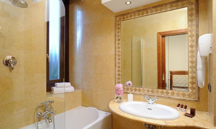 Chambre simple Hôtel Villa Pinciana Rome Chambre simple Hôtel Villa Pinciana Rome