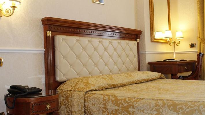 Habitación Doble Estándar de Uso Individual Hotel Villa Pinciana Roma Habitación Doble Estándar de Uso Individual Hotel Villa Pinciana Roma
